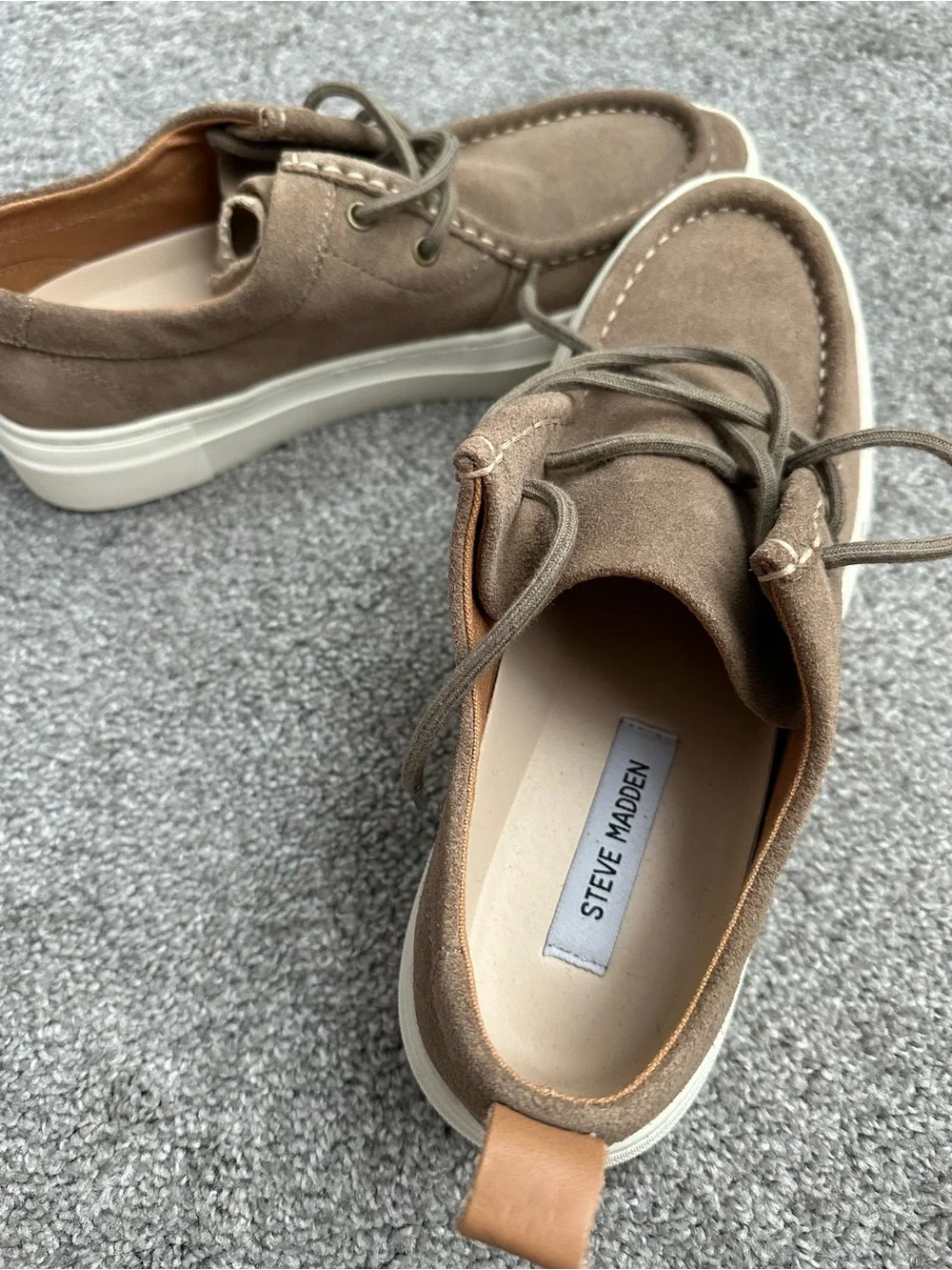 Steve Madden Men's Casual Suede Lace-Up shoes,brand new ,size 8 1/2  in Taupe